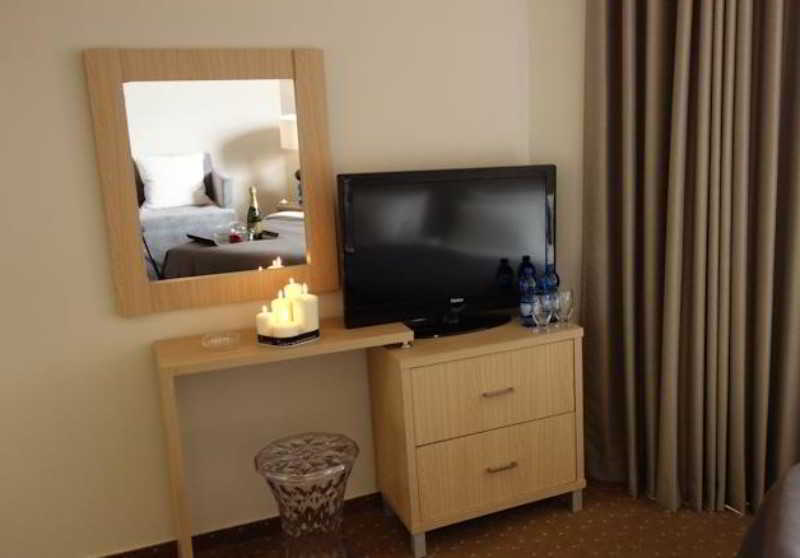 Acco Beach Hotel Акра Екстериор снимка